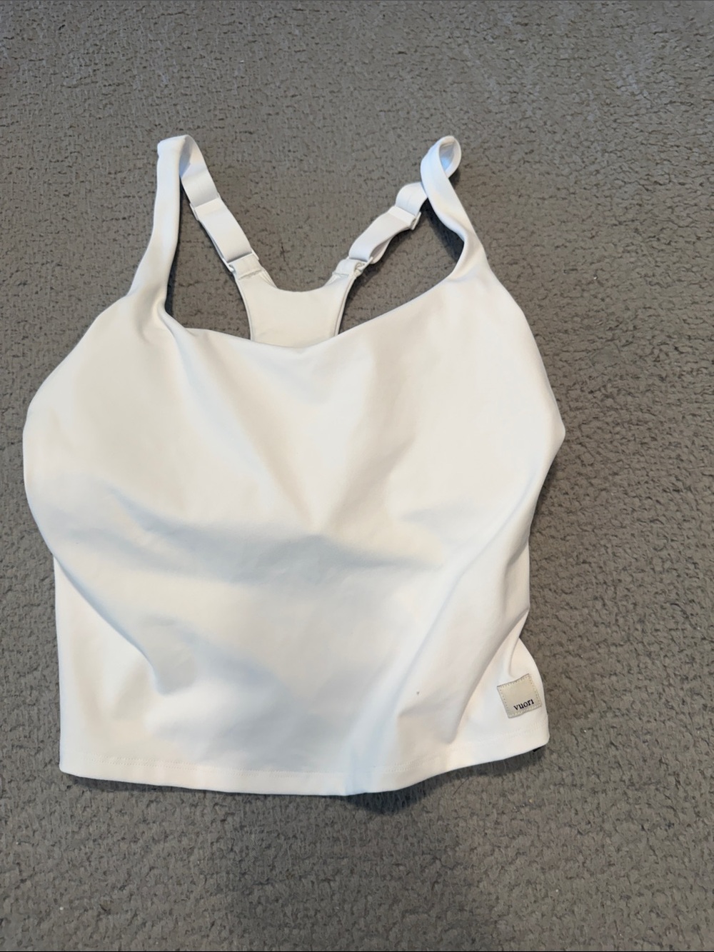 Vuori Women's Dynamic Tank Size S White Racerback Crop Tank with Adjustable